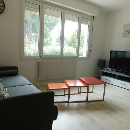 Appartement Studio, Montfleury, Parking Prive *